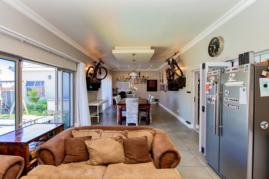 5 Bedroom Property for Sale in Myburgh Park Western Cape